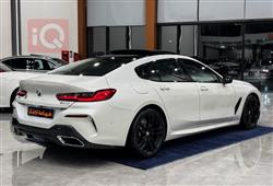 بي ام دبليو 8 الفئة